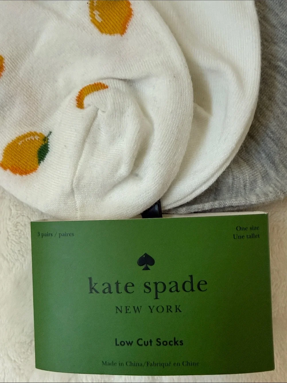 Kate Spade New York Low‑Cut Sock Trio — White, Gray & Yellow Lemon Print